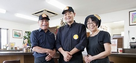 スタッフ写真